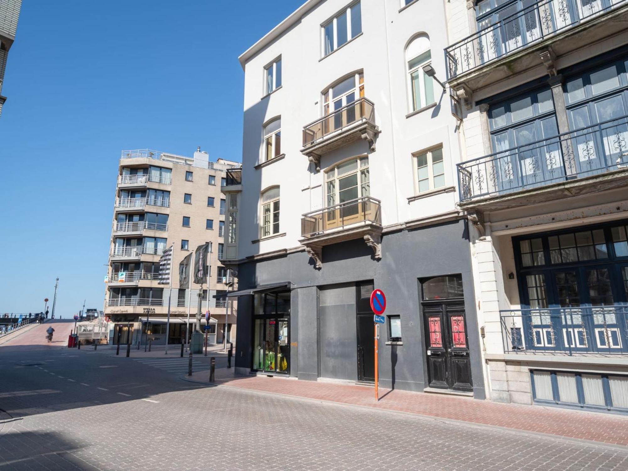 Malecot I By Interhome Appartement